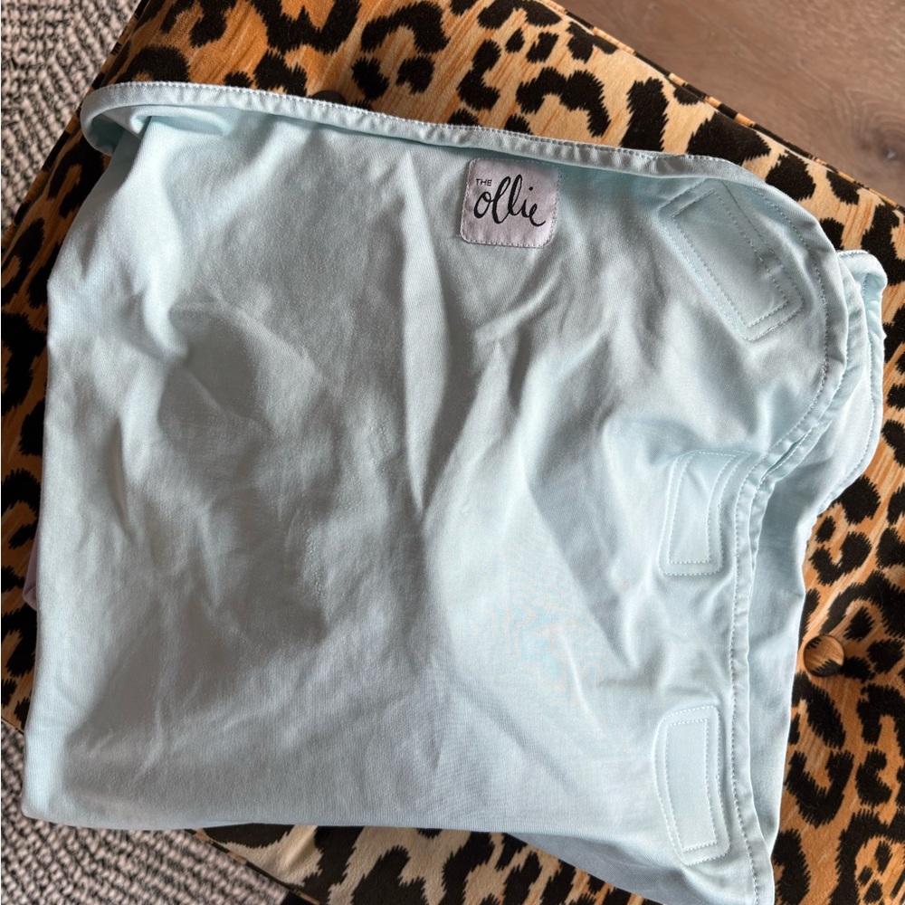 The Ollie Light Blue Swaddle